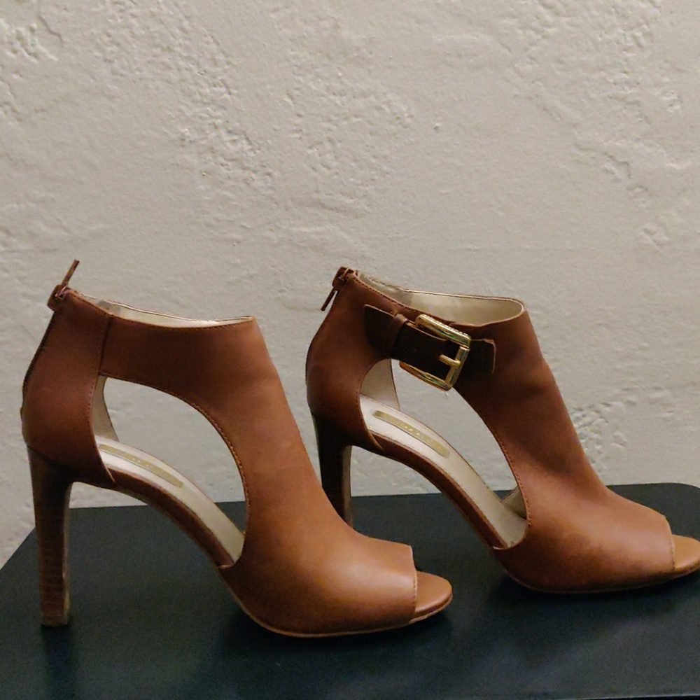 Louise et Cie brown heels